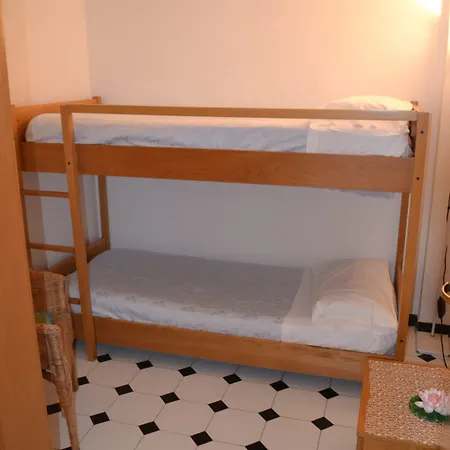 伊迪酒店公寓 3* 因佩里亚