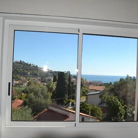 伊迪酒店公寓 3*