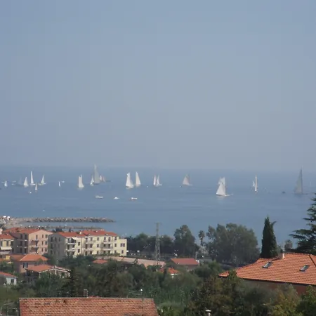 Edy Lejlighedshotel 3*