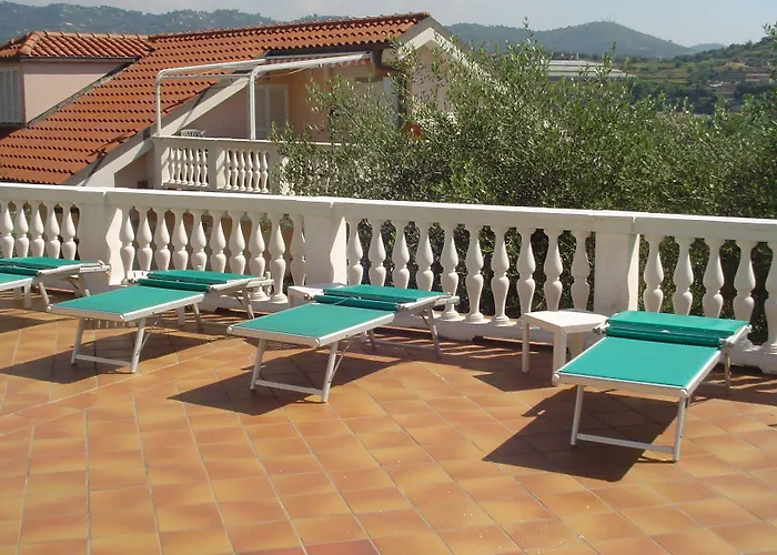 Edy Apartmanhotel